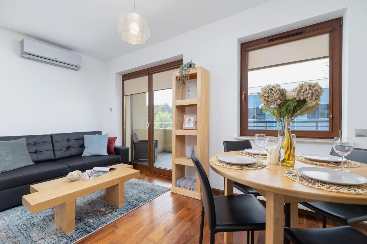 Krakow Blonia Apartment With Balcony By Noclegi Renters Eksteriør bilde